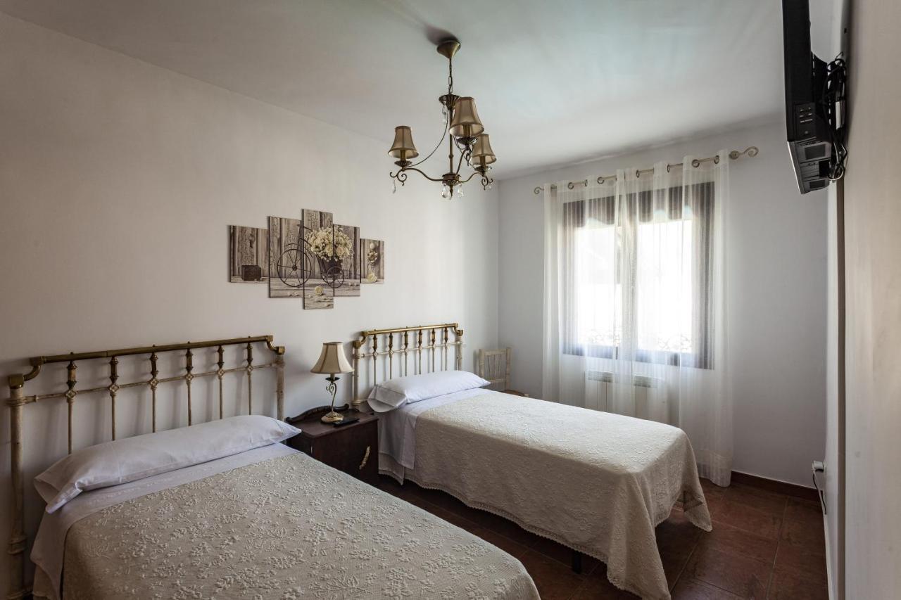 Casa Rural La Fontanita El Real de San Vicente Eksteriør bilde